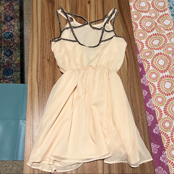 3/$30 🌸 NWT ASOS pink chiffon dress with beaded straps, caged in back, S… - Picture 2 of 7